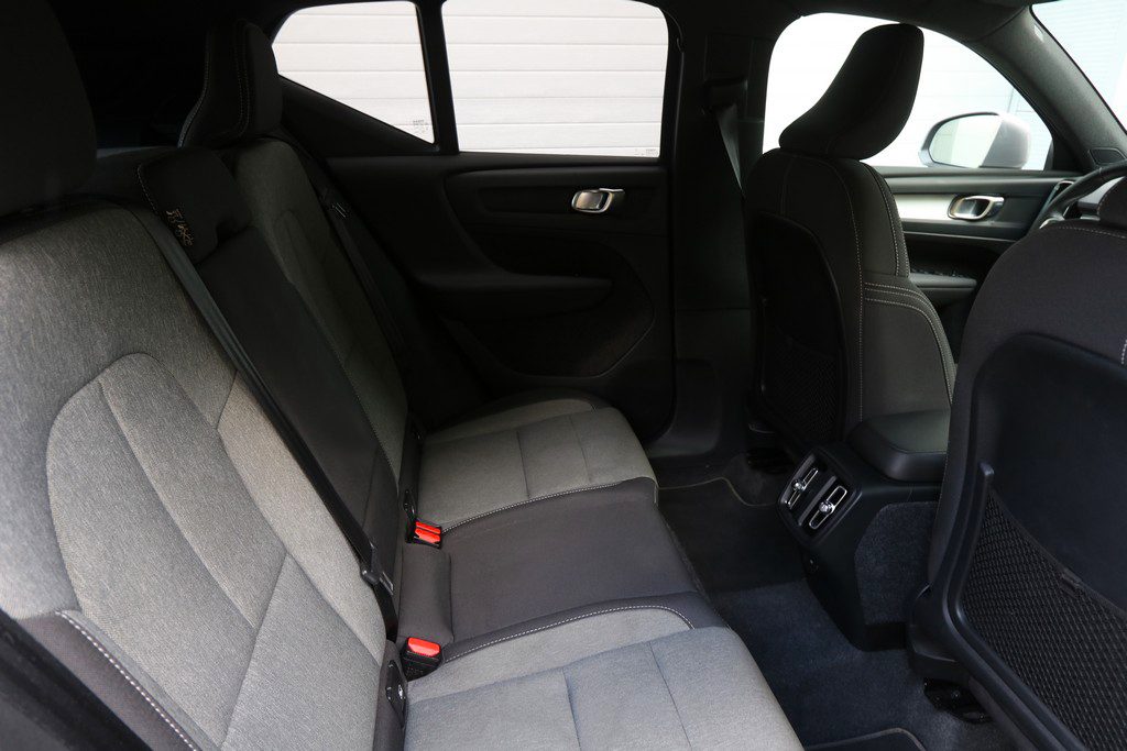 2026 Volvo XC40 — fotografija 8