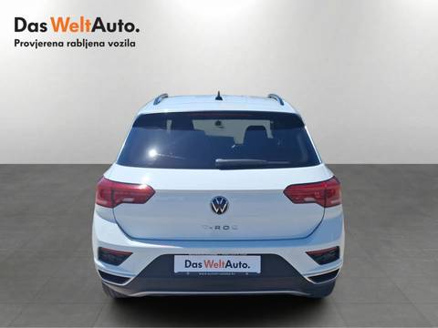 2021 Volkswagen T-Roc — sličica 4