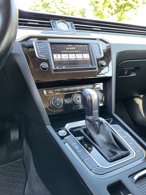 2017 Volkswagen Passat — sličica 14