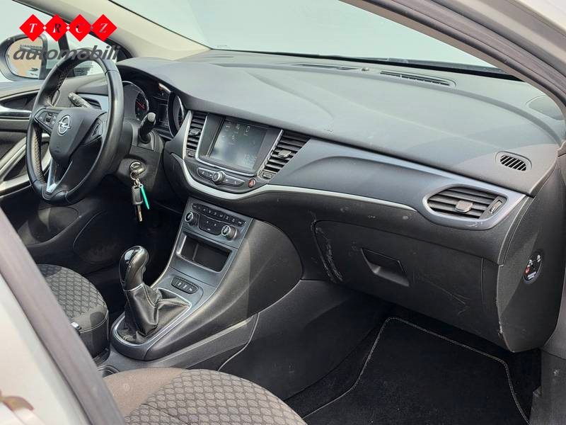 2018 Opel Astra — fotografija 6