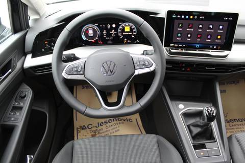 2026 Volkswagen Golf — sličica 9