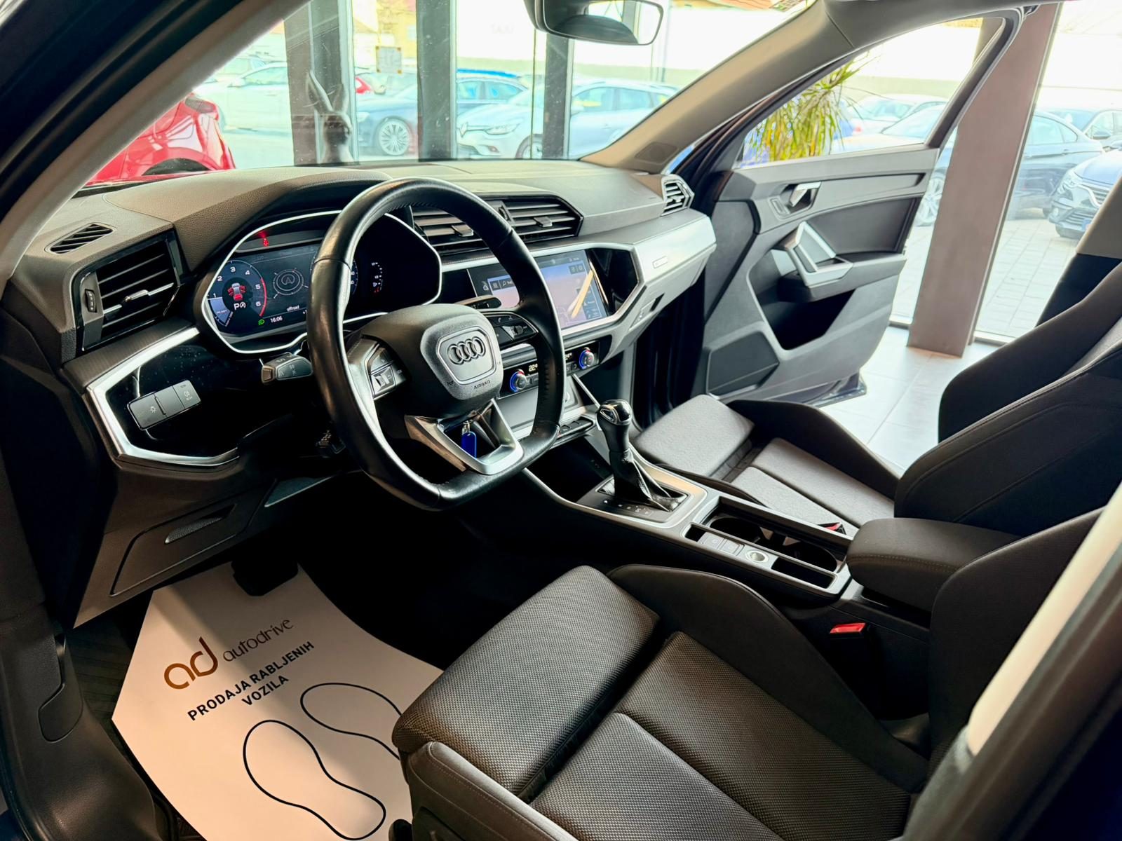 2019 Audi Q3 — fotografija 12