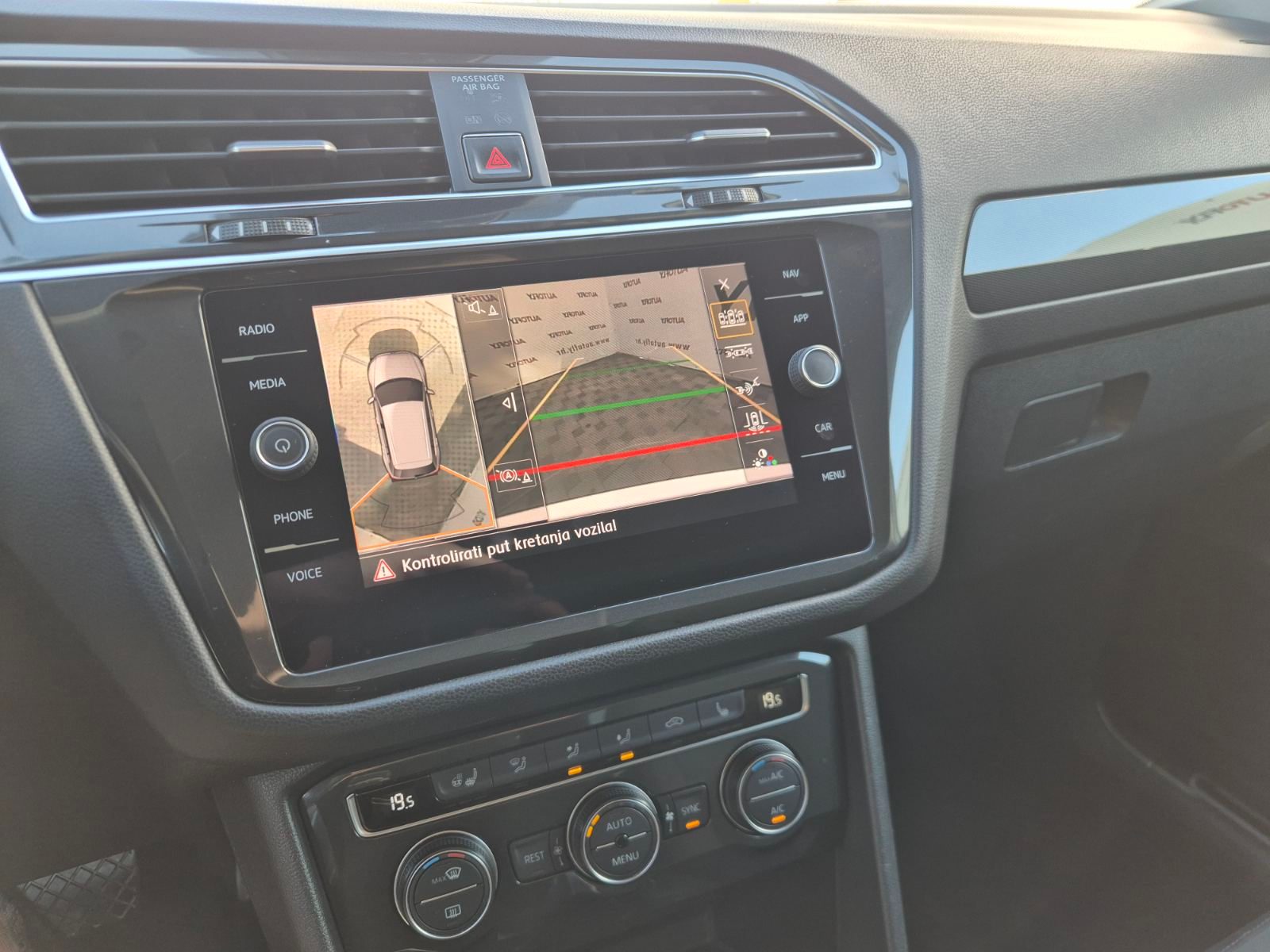 2018 Volkswagen Tiguan R-Line — fotografija 22