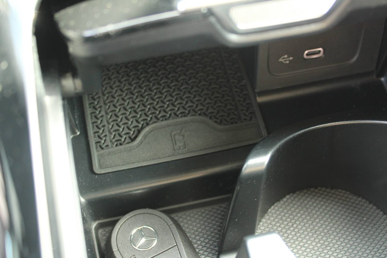 2023 Mercedes-Benz C-klasa — fotografija 19
