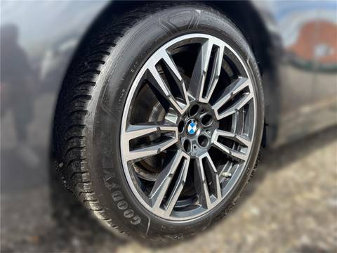 2023 BMW Serija 5 — sličica 6