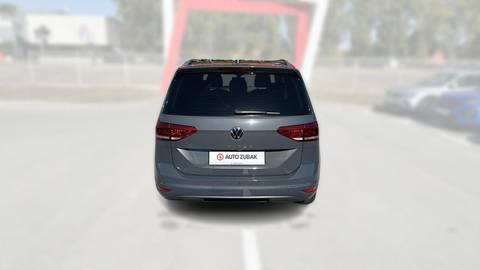 2022 Volkswagen Touran — sličica 6