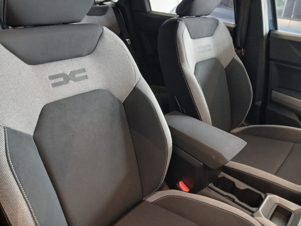 2026 Dacia Bigster — fotografija 15