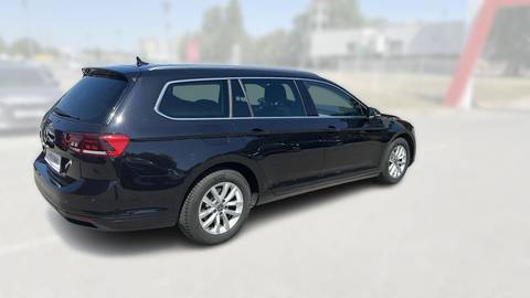 2023 Volkswagen Passat Variant — sličica 7