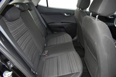 2020 Kia Stonic — sličica 8