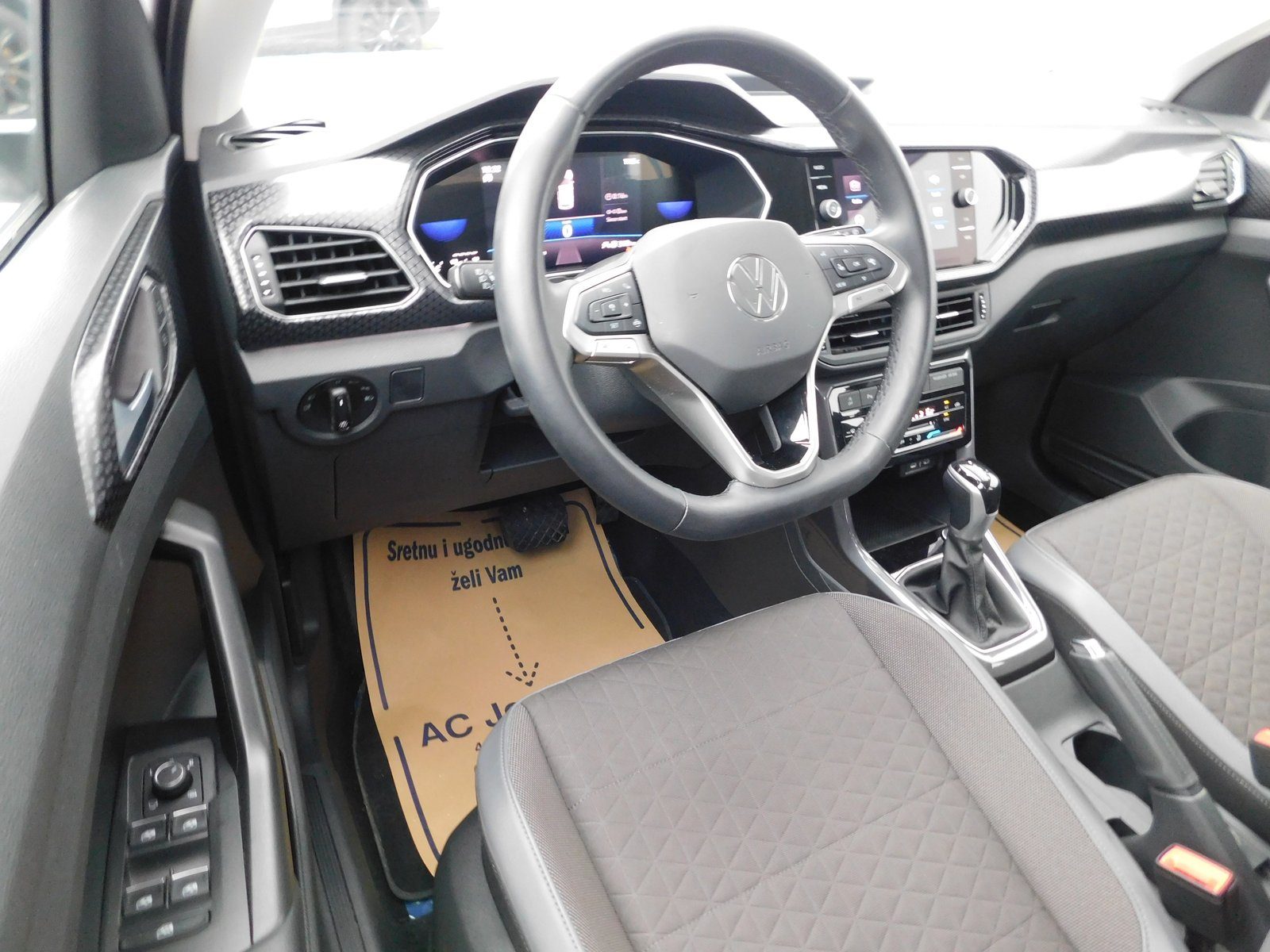 2023 Volkswagen T-Cross — fotografija 9