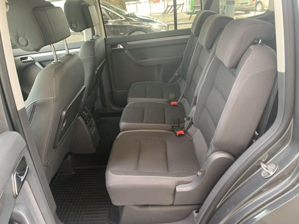 2013 Volkswagen Touran — fotografija 16