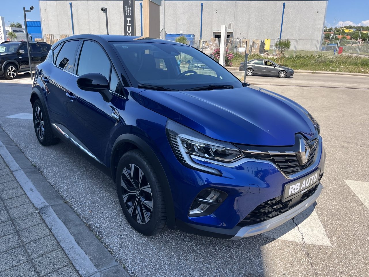 2024 Renault Captur — fotografija 4