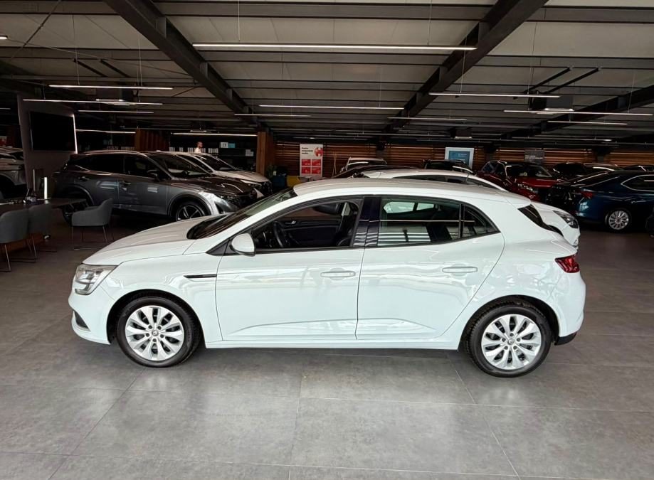 2017 Renault Megane — fotografija 4