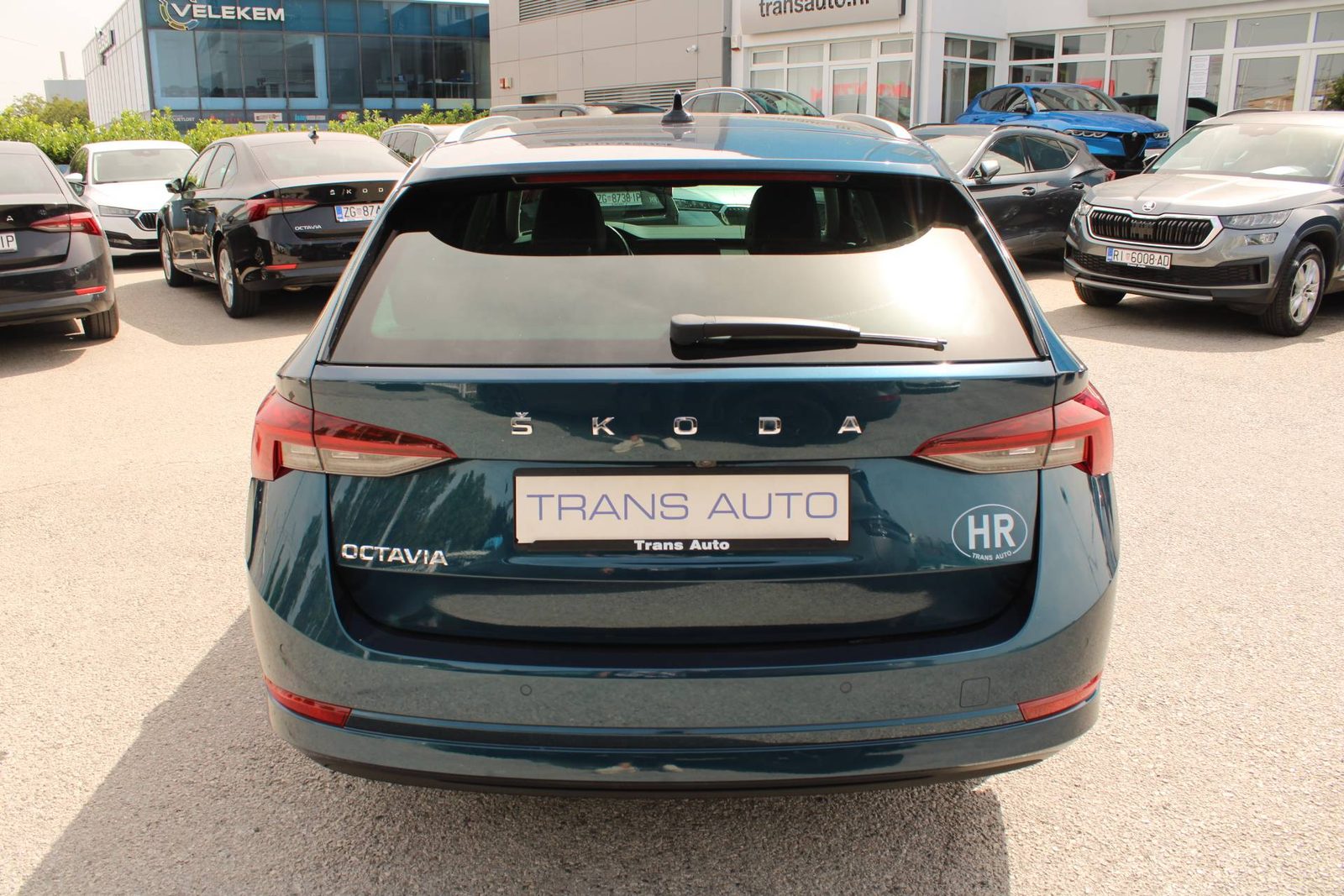 2022 Škoda Octavia Combi — fotografija 6