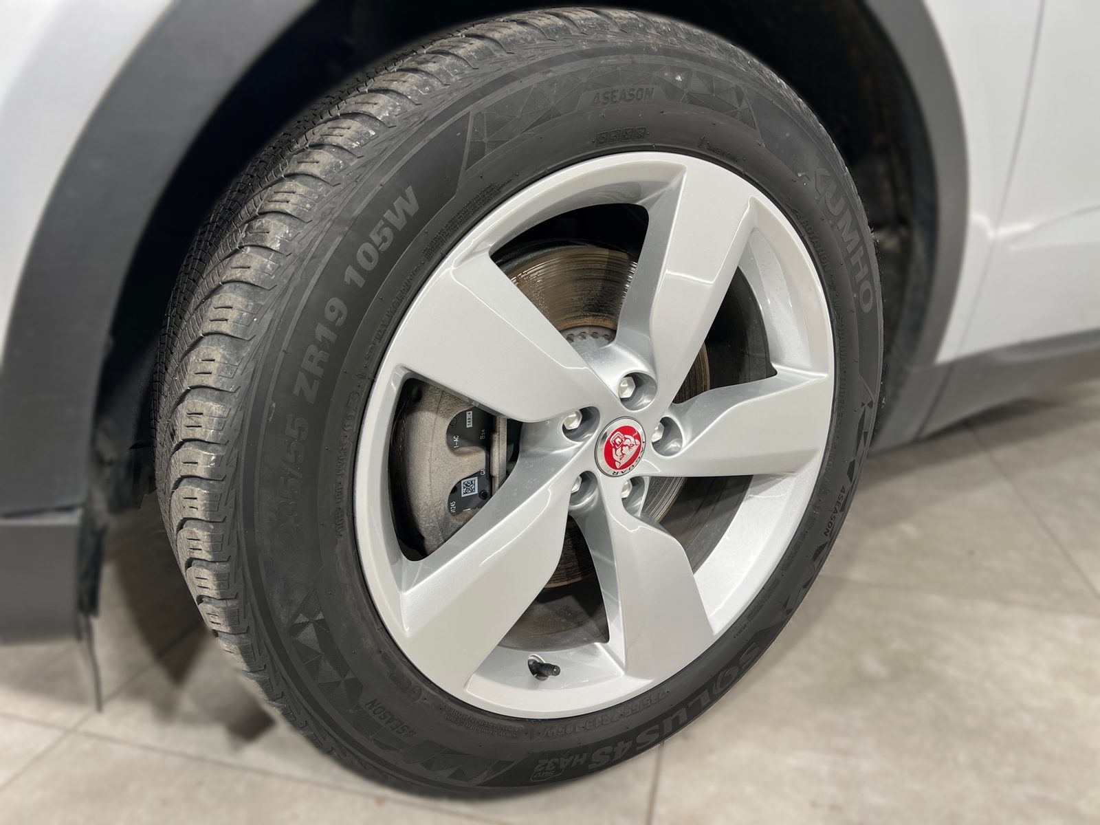 2022 Jaguar E-Pace — fotografija 11