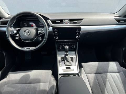 2023 Škoda Superb — sličica 10
