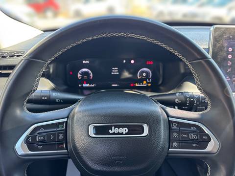 2022 Jeep Compass — sličica 17