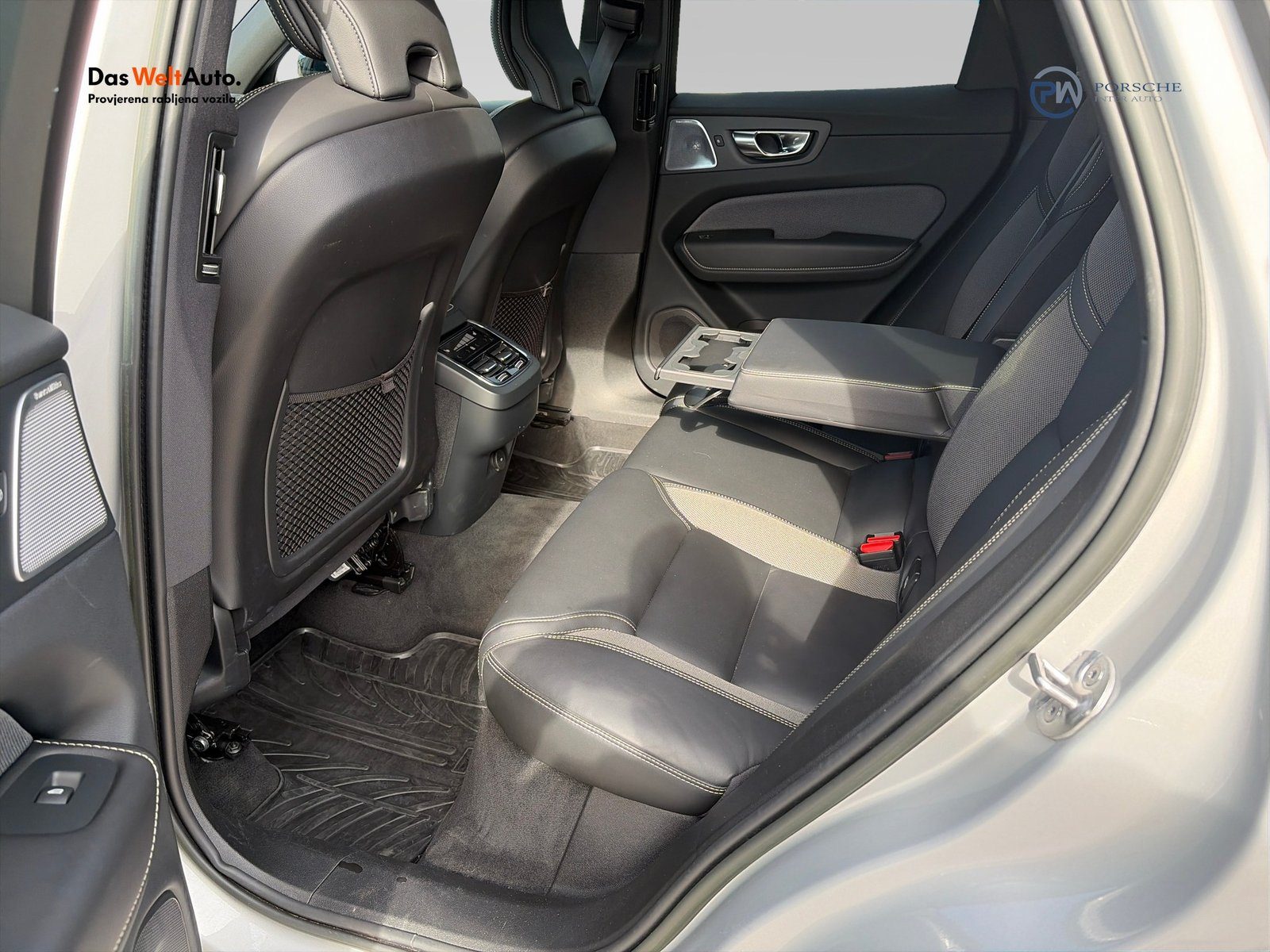 2024 Volvo XC60 — fotografija 10
