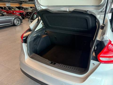 2018 Ford Focus — sličica 25