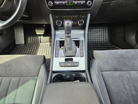 2022 Škoda Superb Combi — sličica 19