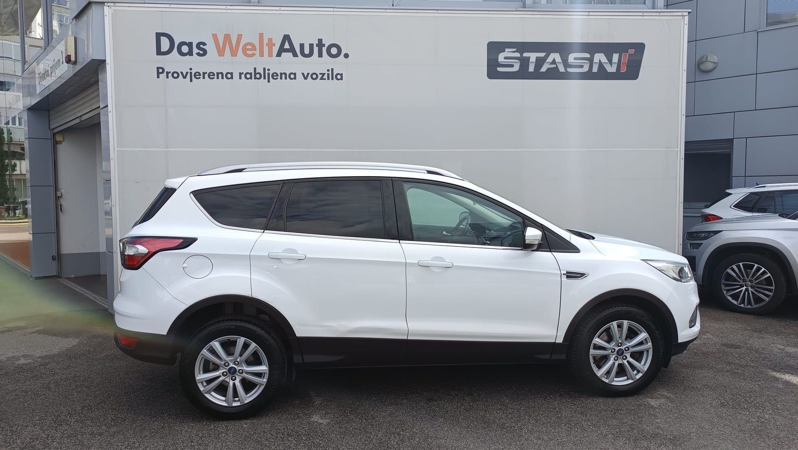 2017 Ford Kuga — fotografija 4