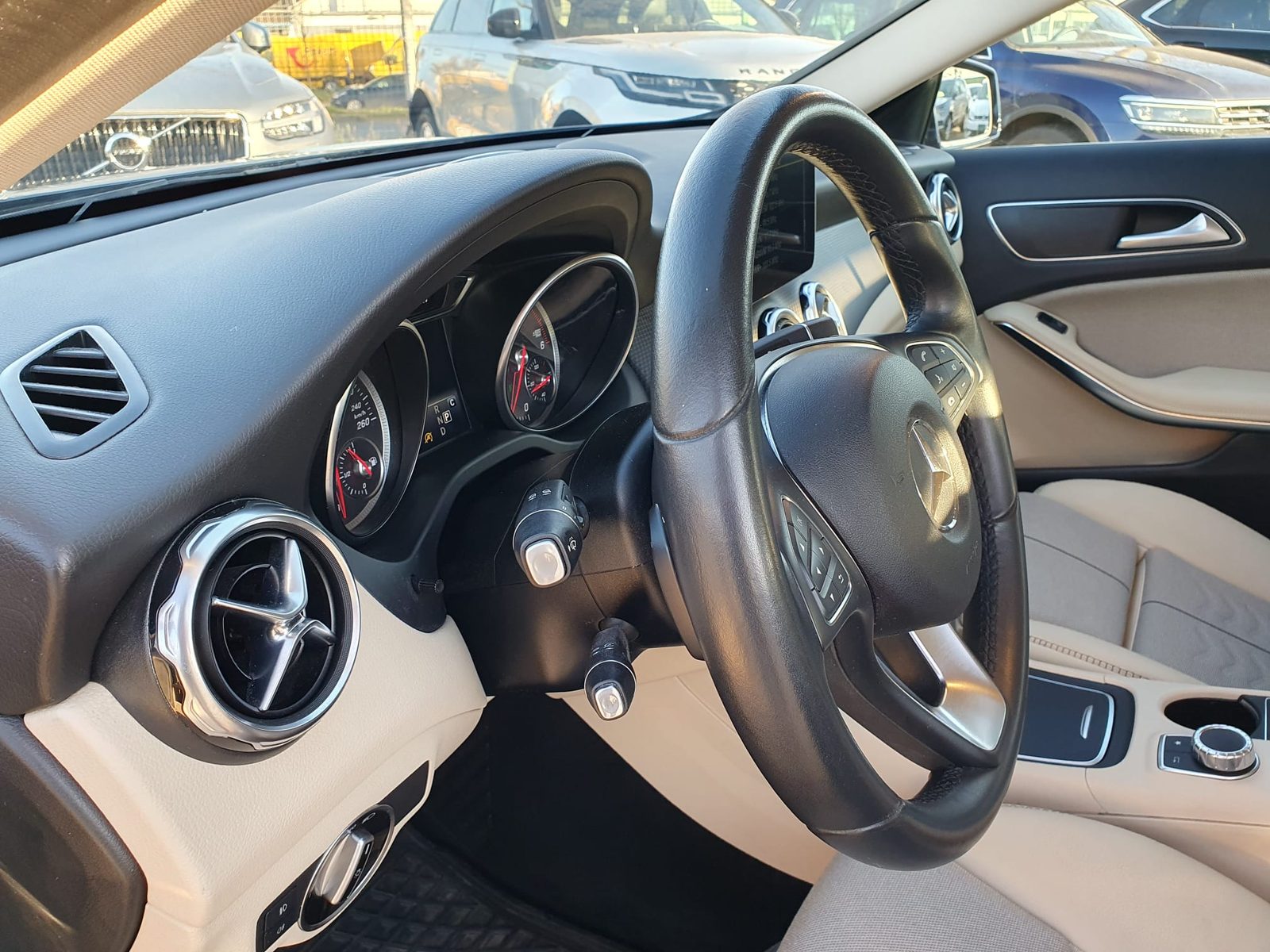 2017 Mercedes-Benz GLA — fotografija 9