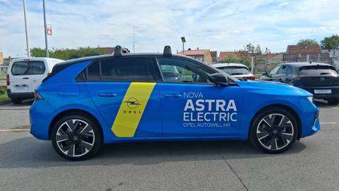 2026 Opel Astra — sličica 8