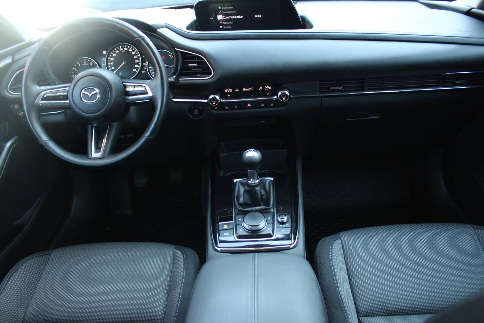 2021 Mazda CX-30 — fotografija 14