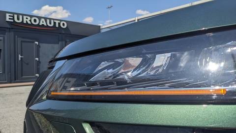 2022 Škoda Karoq — sličica 9