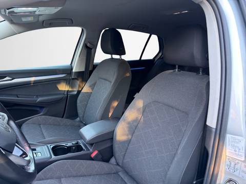 2024 Volkswagen Golf — sličica 8
