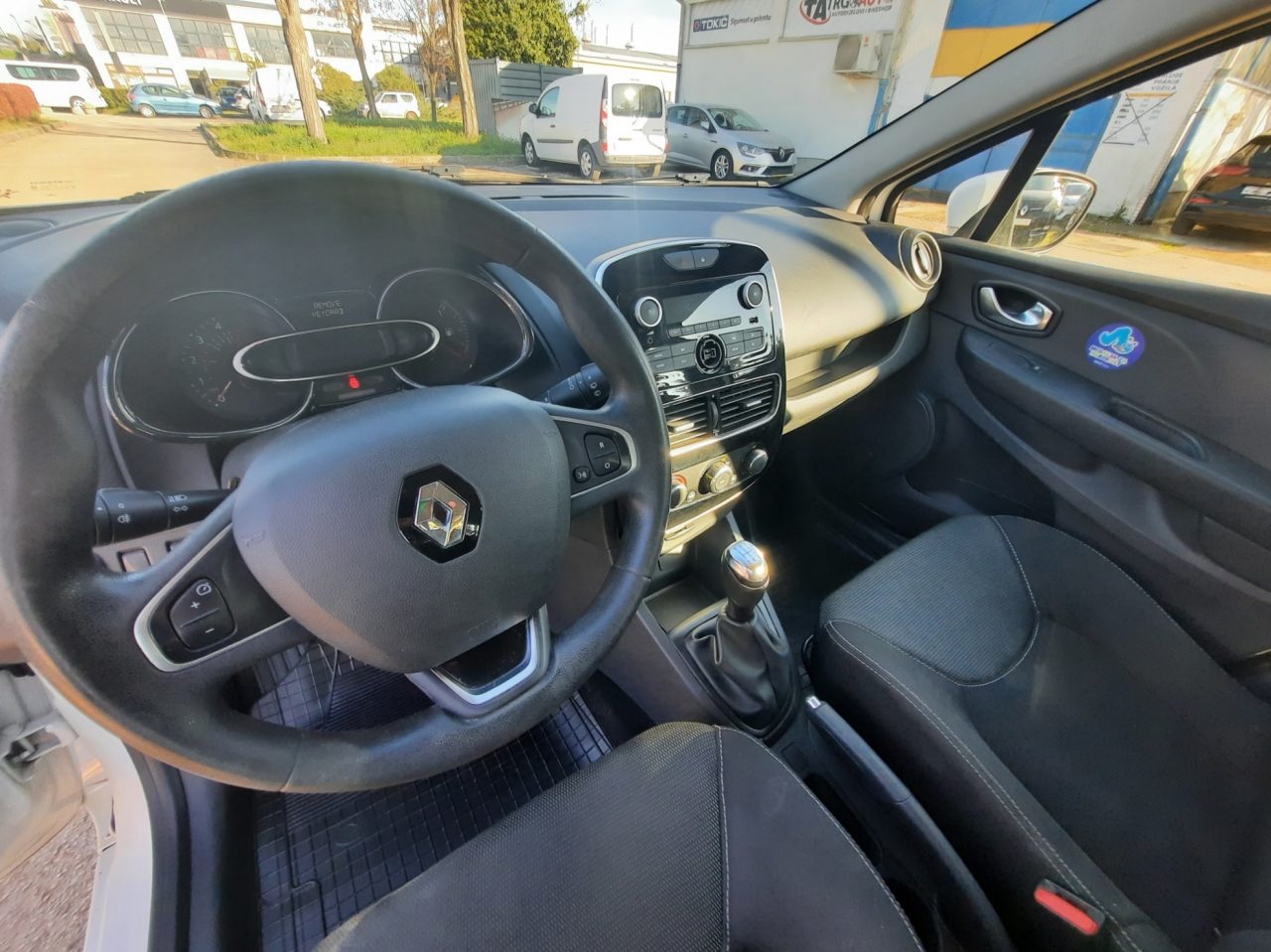2017 Renault Clio — fotografija 10