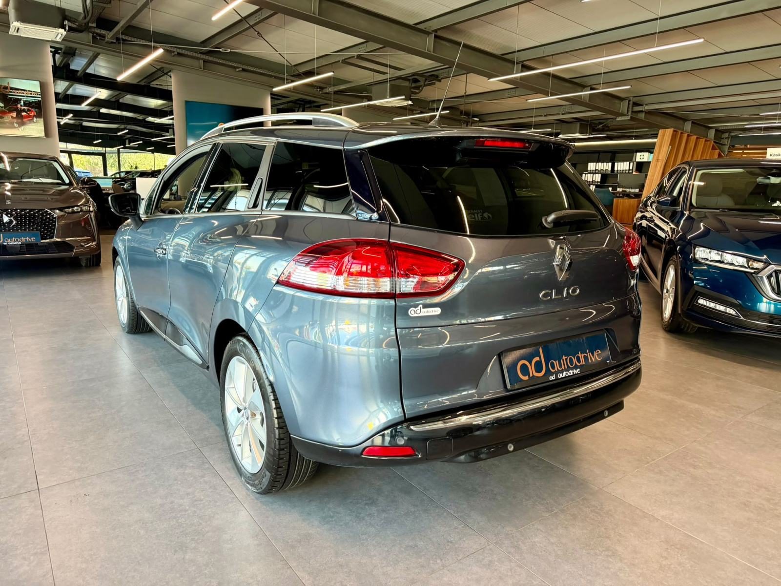 2017 Renault Clio Grandtour — fotografija 12