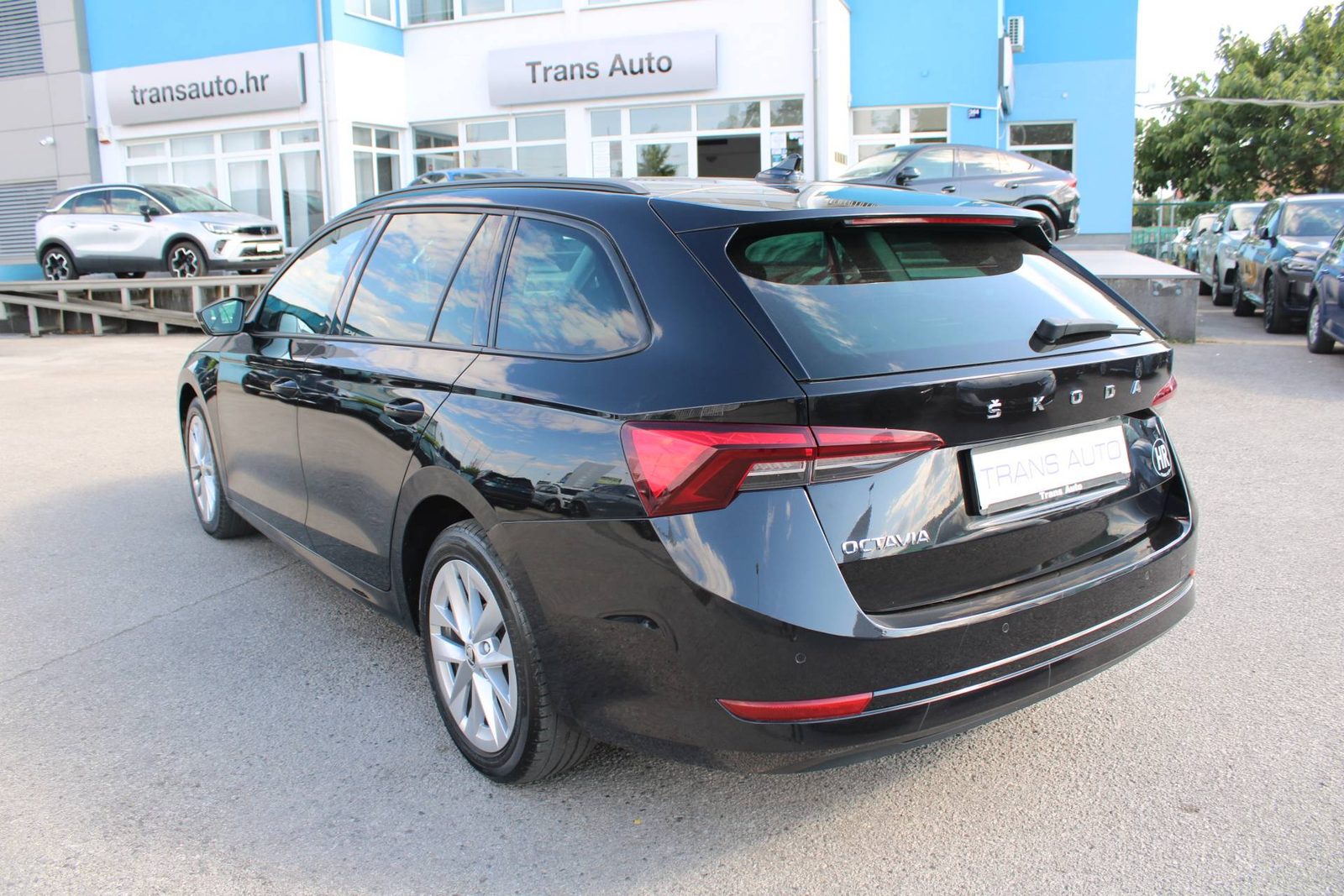 2023 Škoda Octavia Combi — fotografija 7