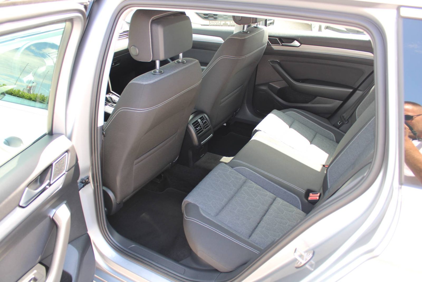 2023 Volkswagen Passat Variant — fotografija 11