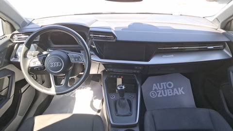 2023 Audi A3 Sportback — sličica 11