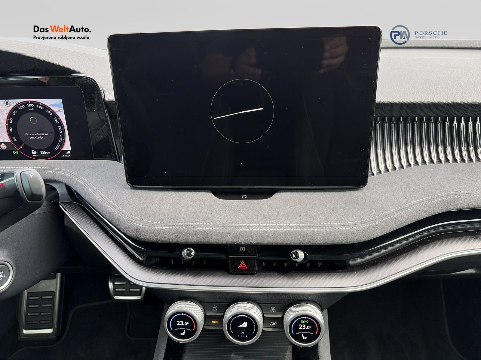 2026 Škoda Superb Combi Sportline — fotografija 16
