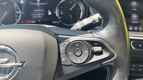2022 Opel Insignia — sličica 15