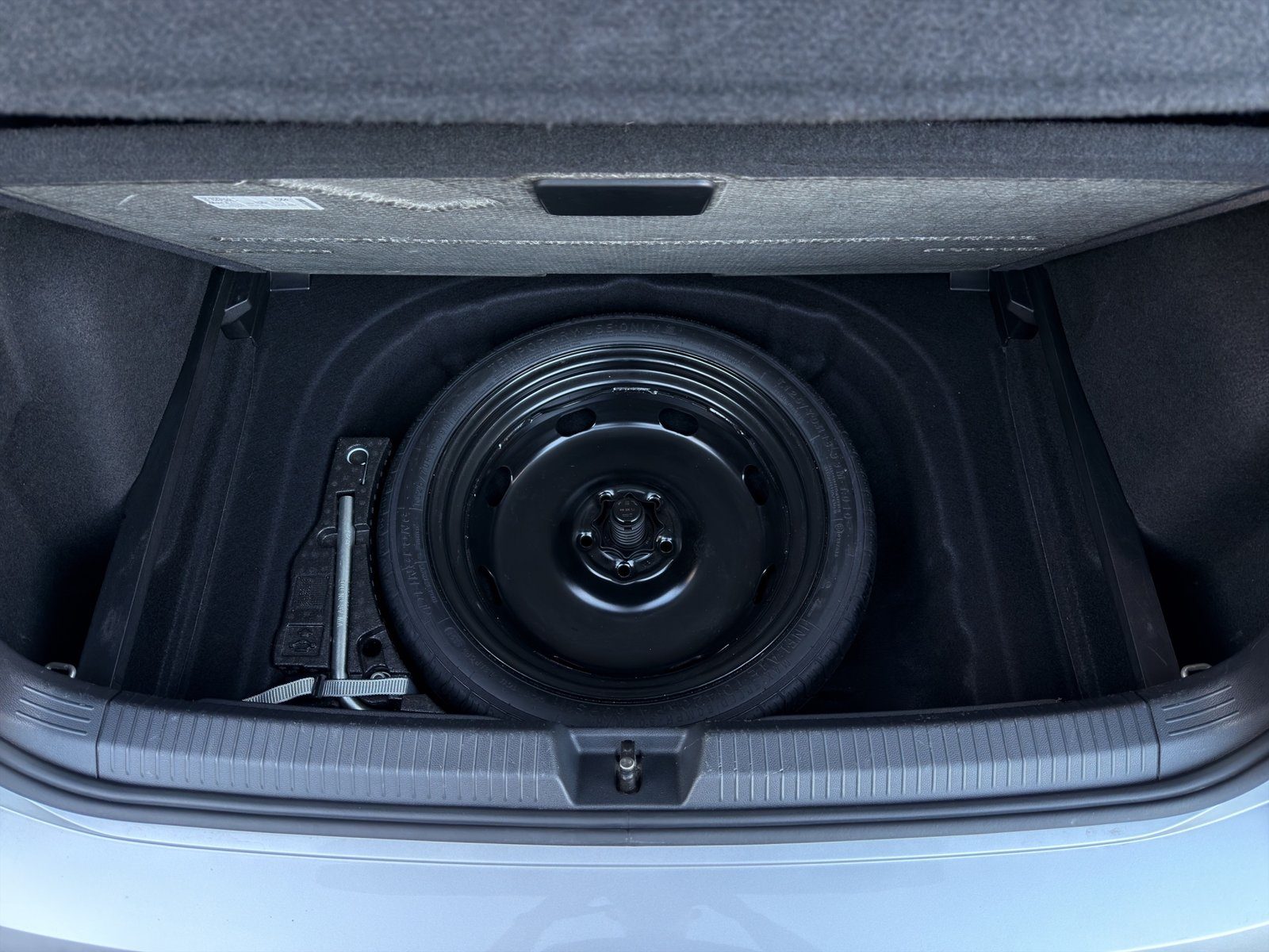 2024 Volkswagen Golf — fotografija 11