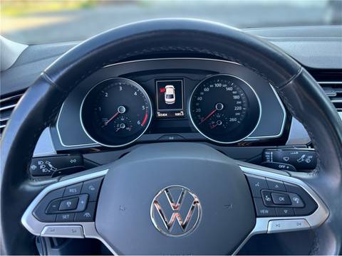2021 Volkswagen Passat — sličica 8