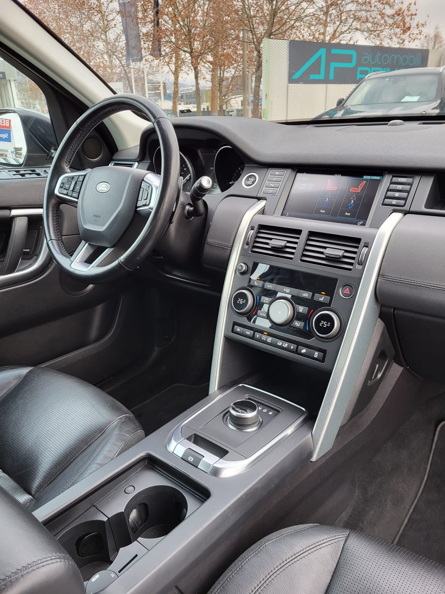 2017 Land Rover Rover — fotografija 13