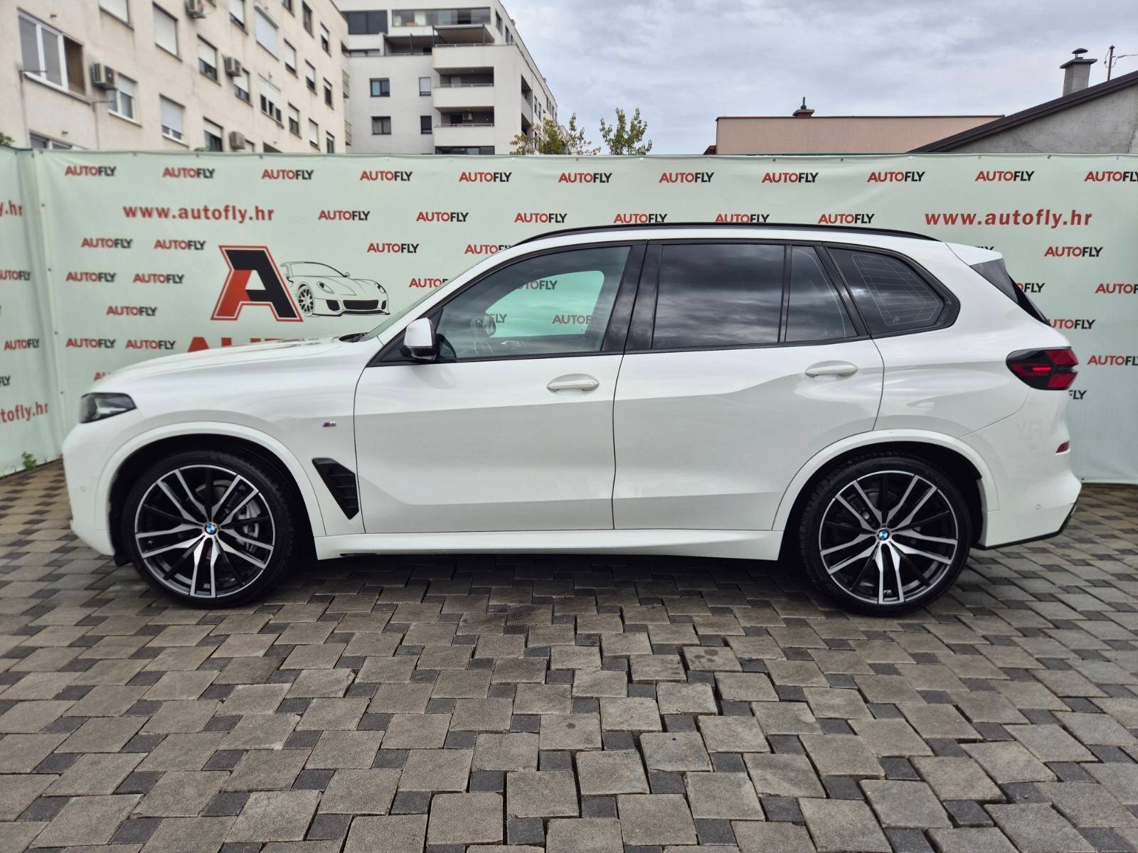 2023 BMW X5 M Sport — fotografija 4