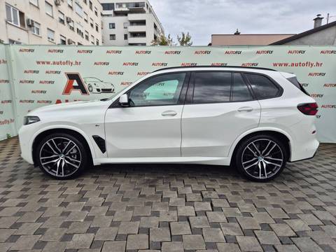 2023 BMW X5 M Sport — sličica 4