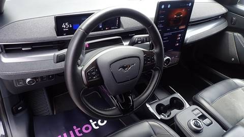 2022 Ford Mustang — sličica 6
