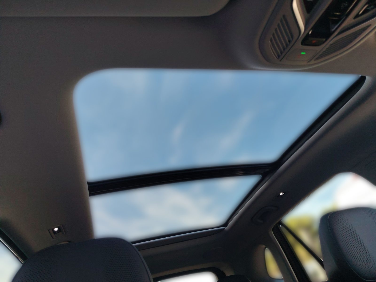 2026 Geely Starray EM-i — fotografija 22