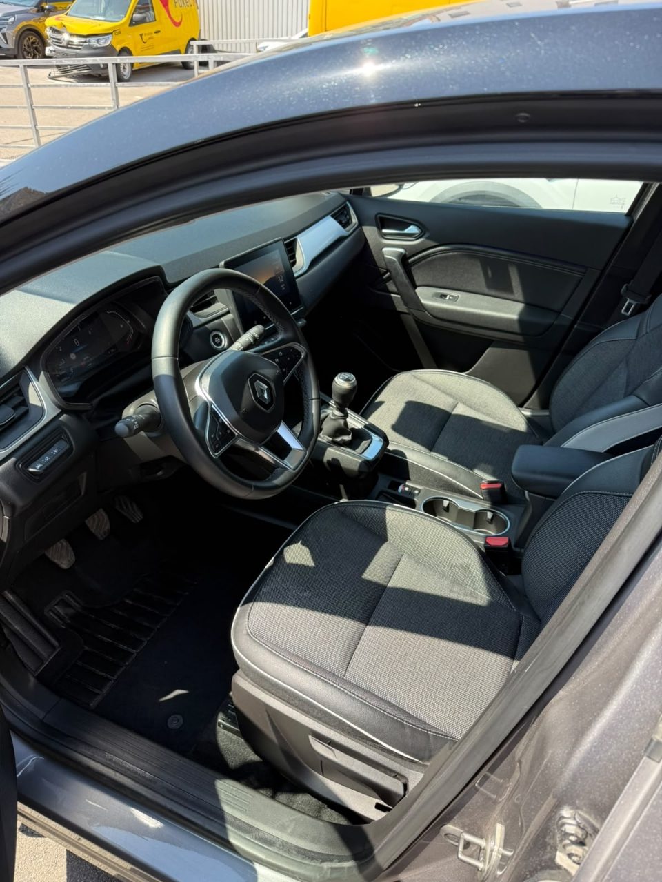 2024 Renault Captur — fotografija 3