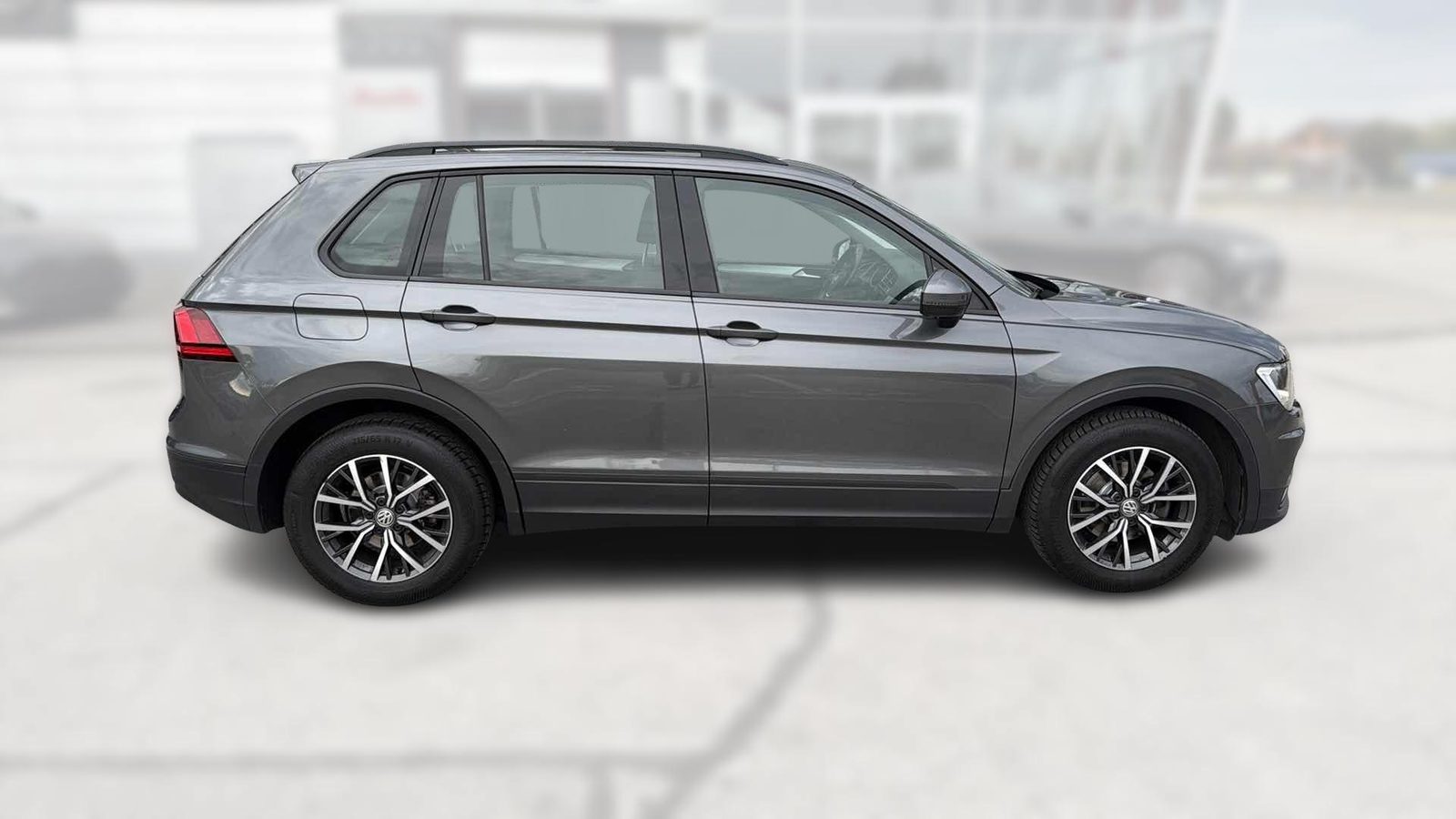 2017 Volkswagen Tiguan — fotografija 8