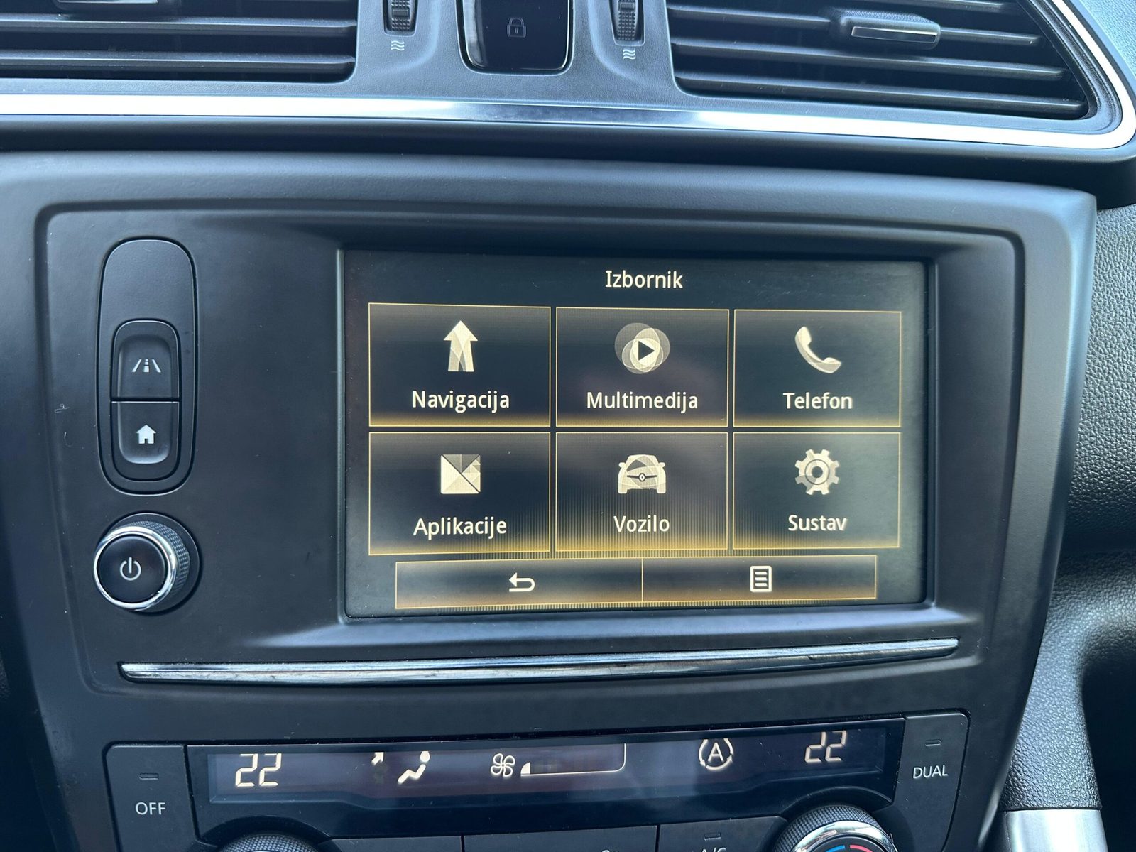 2015 Renault Kadjar — fotografija 26
