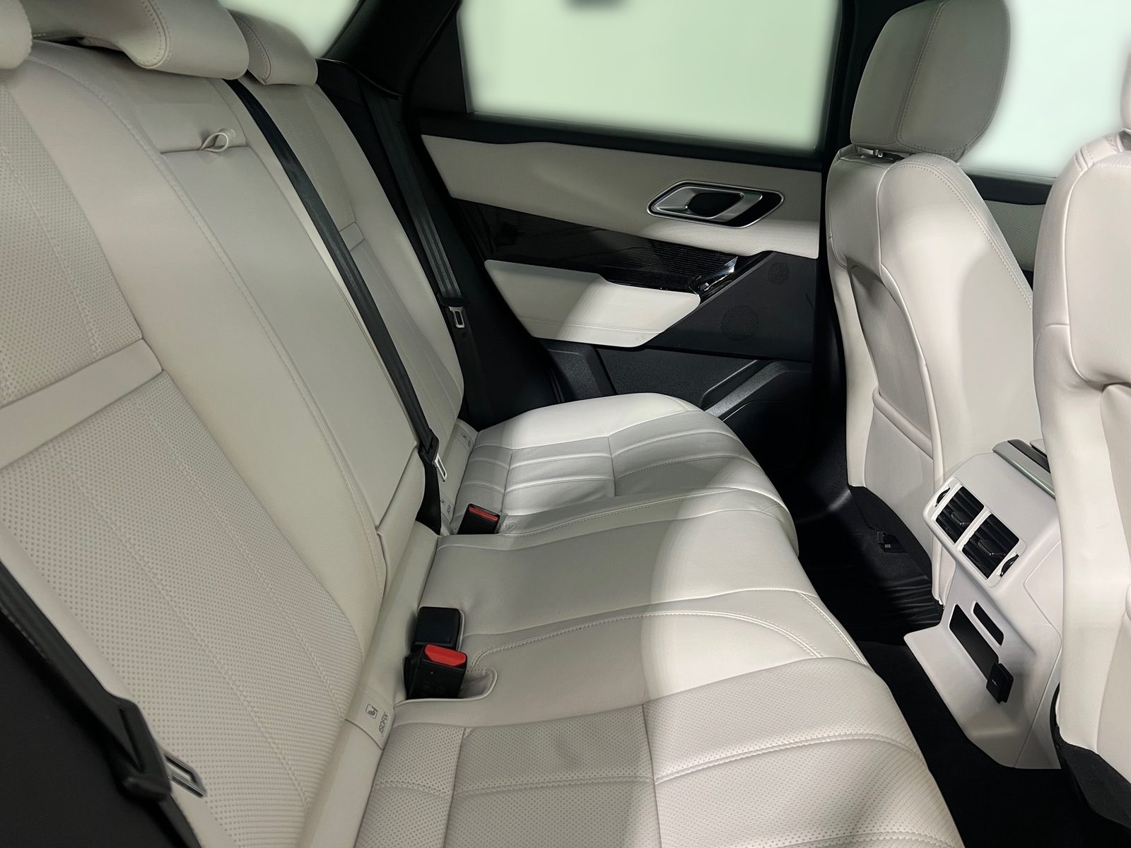 2023 Land Rover Range Rover Velar — fotografija 20