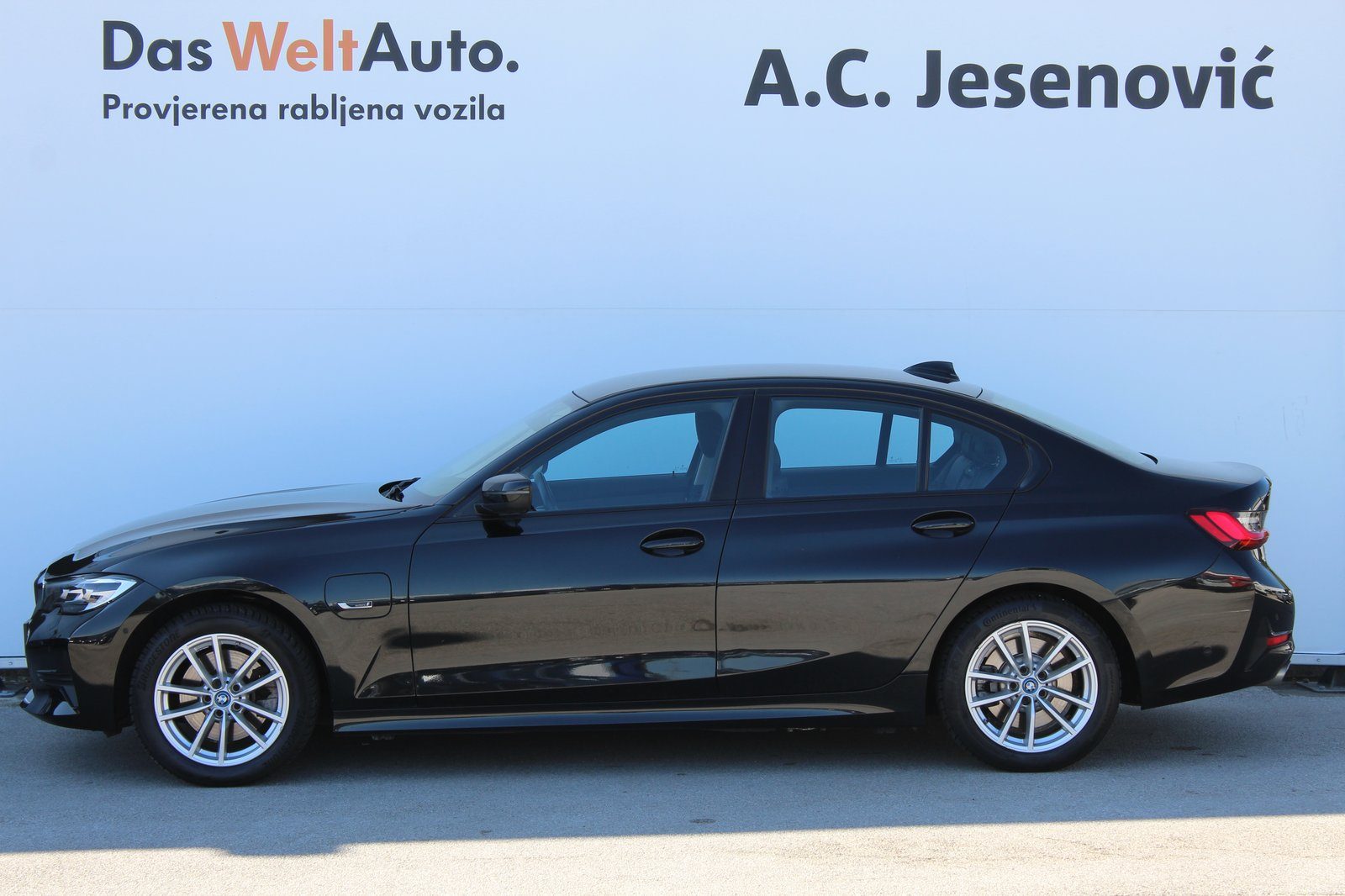 2022 BMW Serija 3 — fotografija 6