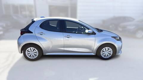 2022 Toyota Yaris — sličica 8